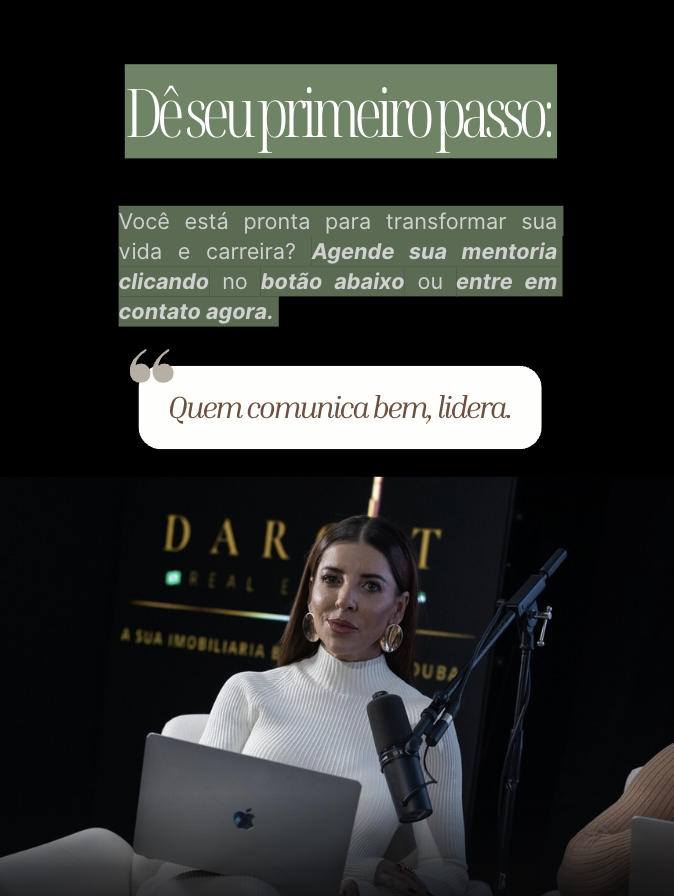 Vanessa Lima em gravação de podcast falando sobre posicionamento digital